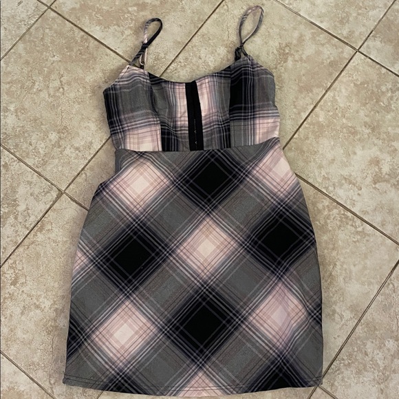 Urban Outfitters Dresses & Skirts - Urban Outfitters Plaid Mini Dress